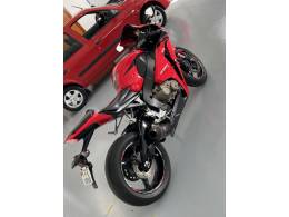 HONDA - CBR 1000RR - 2008/2008 - Vermelha - R$ 46.000,00