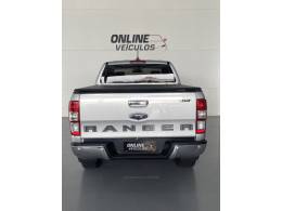FORD - RANGER - 2021/2022 - Preta - R$ 169.000,00