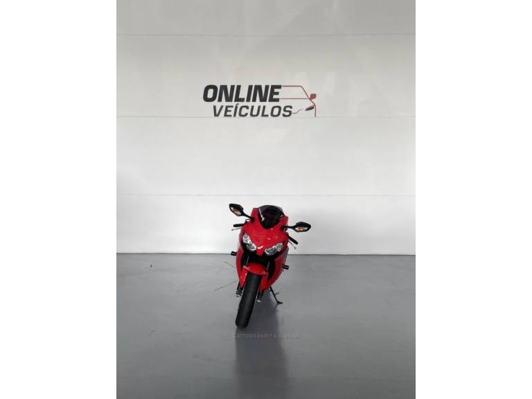 HONDA - CBR 1000RR - 2008/2008 - Vermelha - R$ 46.000,00